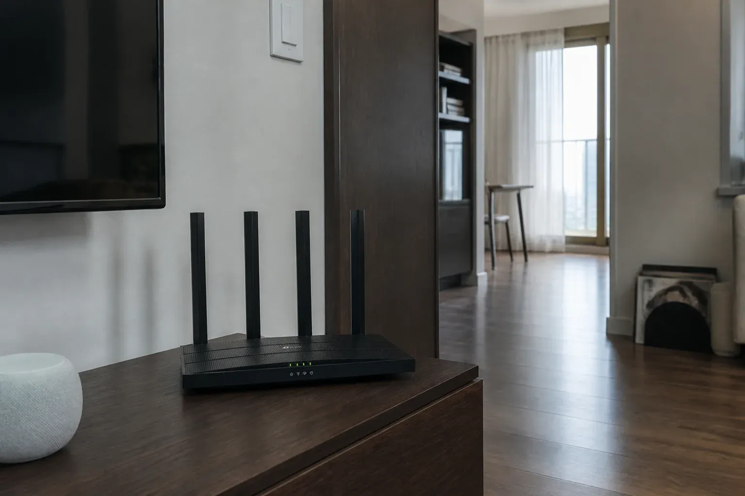 ipTIME A604SE 리뷰: 100Mbps 회선과 작은 집에 맞는 3만원대 Wi-Fi 5 후보